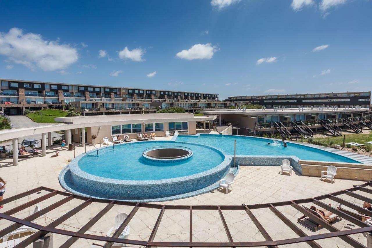 Linda Bay Premium Resort มาร์ เด ลาส ปัมปาส ภายนอก รูปภาพ