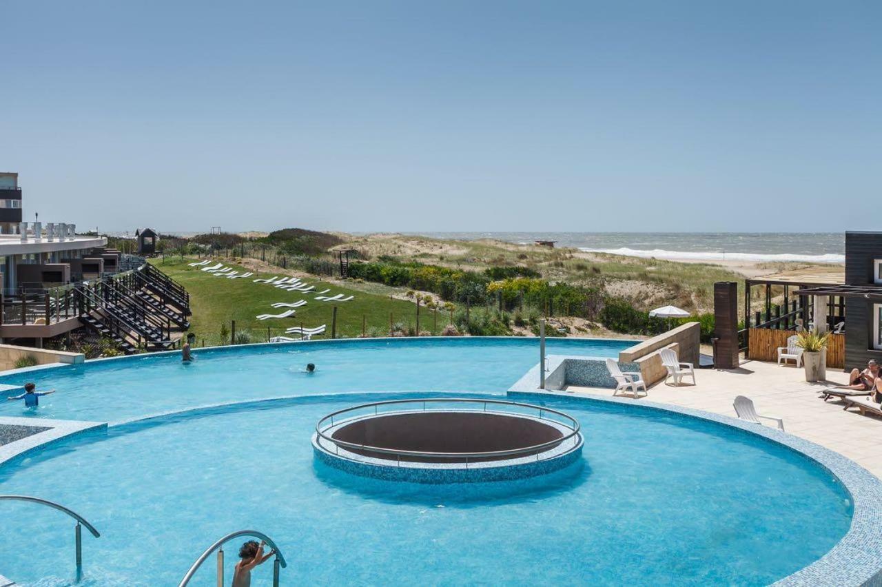 Linda Bay Premium Resort มาร์ เด ลาส ปัมปาส ภายนอก รูปภาพ